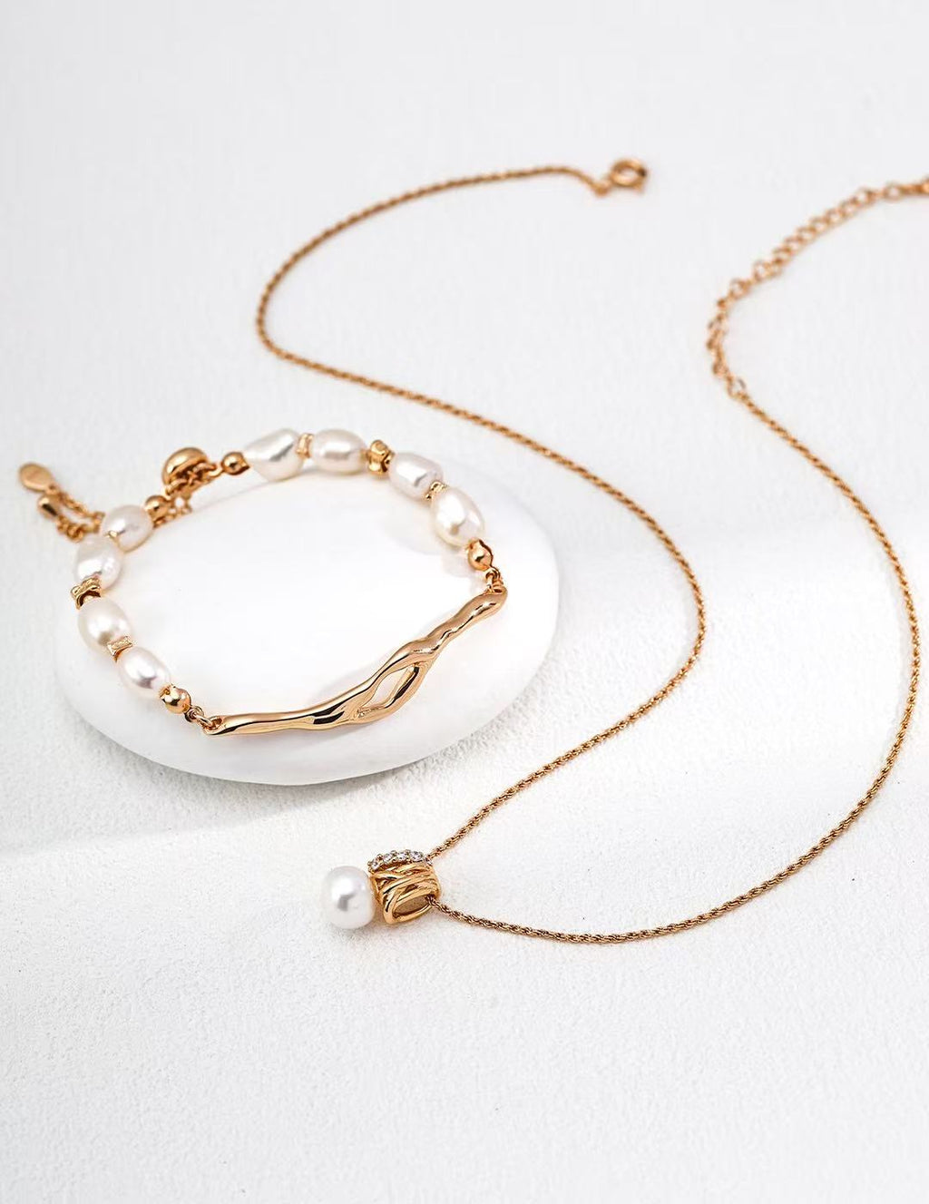 Golden Drift Bracelet